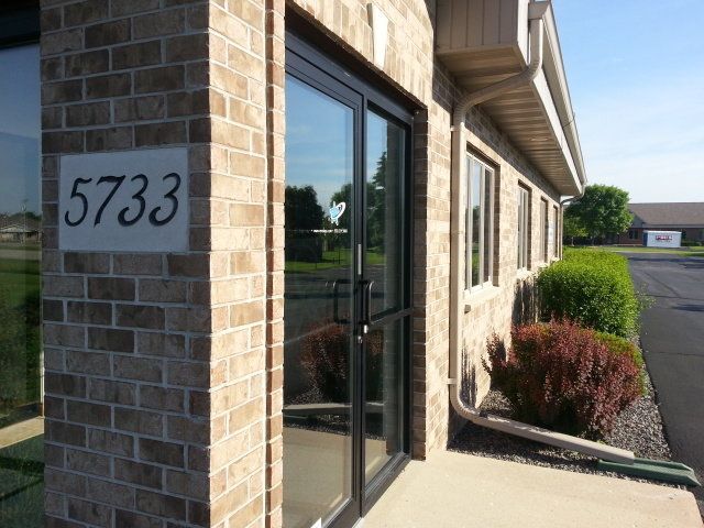 5733 W Grande Market Dr, Appleton, WI 54913